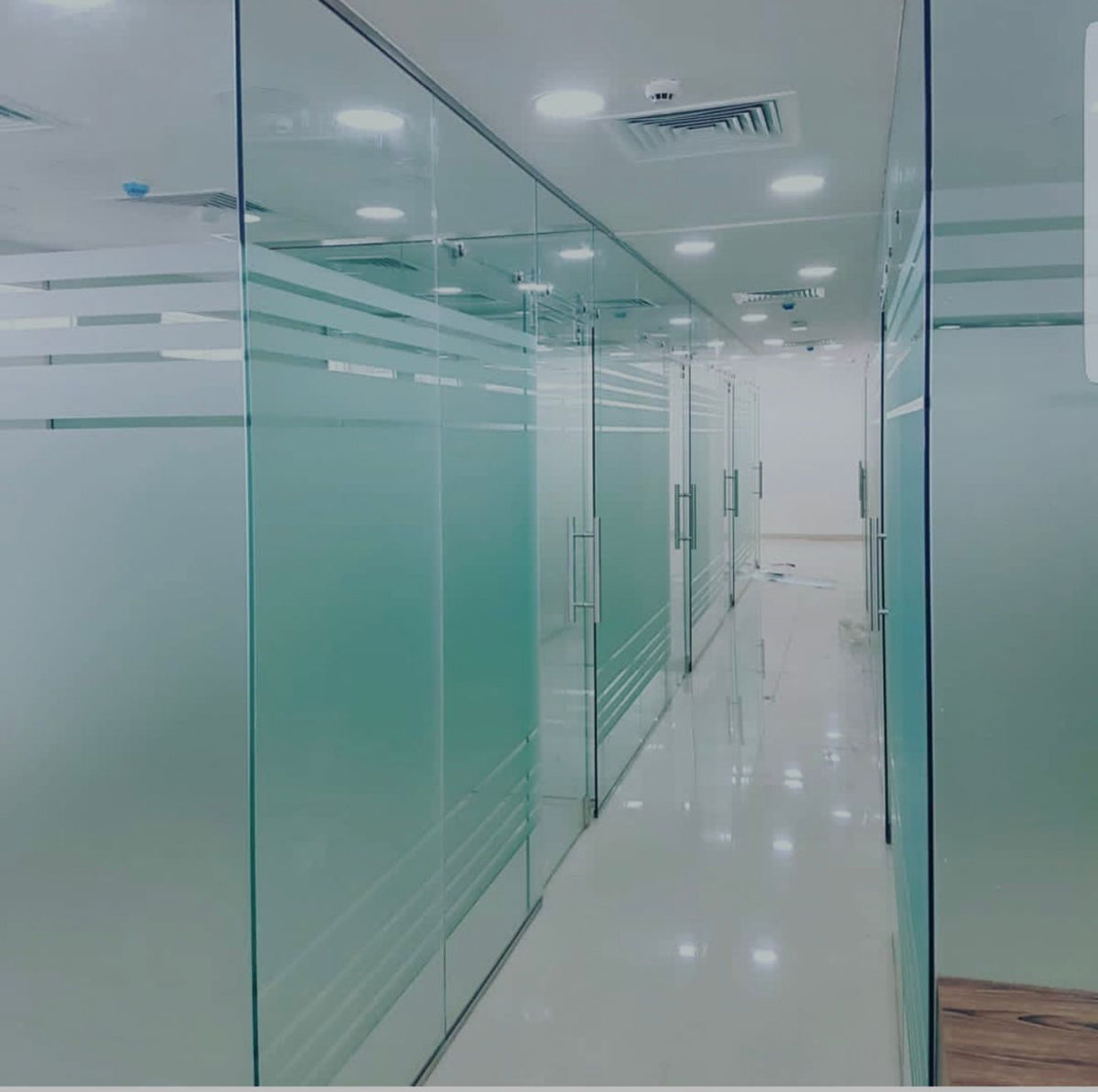 Office glass partition installation Dubai