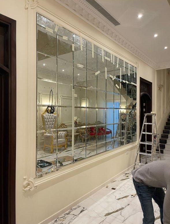 mirror installation villa Dubai