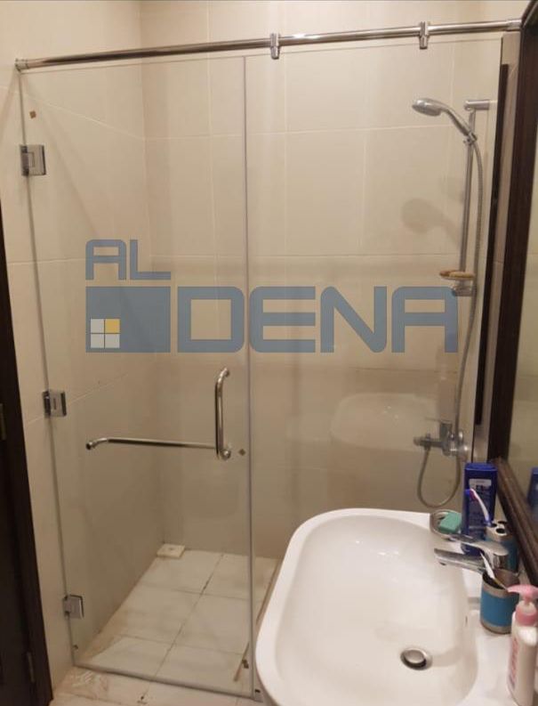 bathroom glass partition installation Dubai