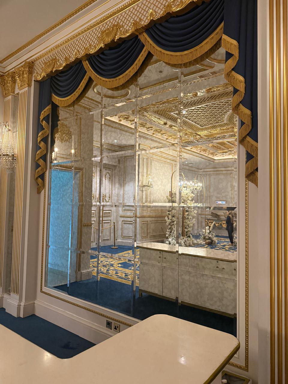 Custom Mirror Supply & Installation Dubai